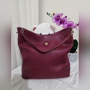 Authentic Tory Burch Women's Burgundy Inner Pocket Zipped Shoulder Bag